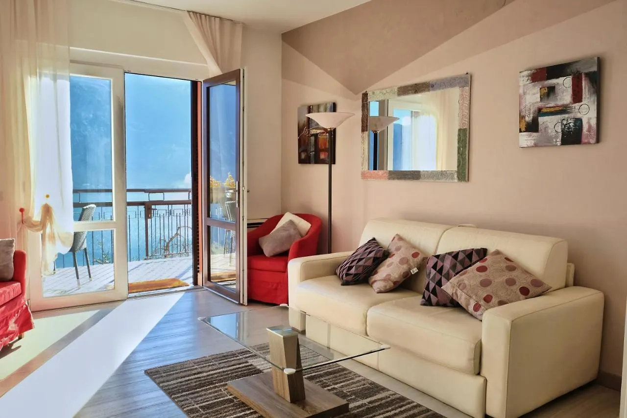 Apartment Mont&Lac Limone sul Garda Italy